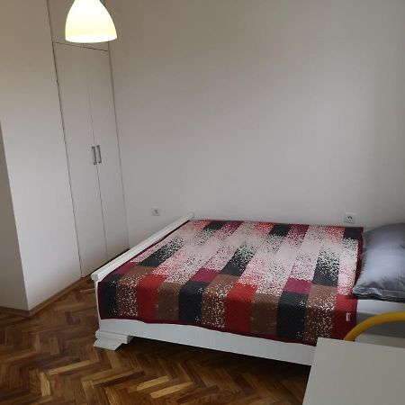 Clock Tower Apartments Podgorica Ngoại thất bức ảnh